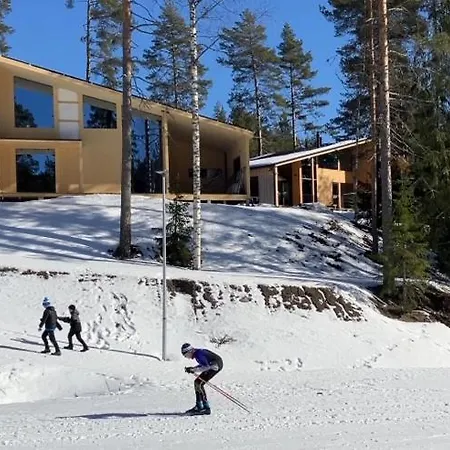 וילה Havu Laajavuori - Luksushuvila Keskellae Suomalaista Metsaeae, *