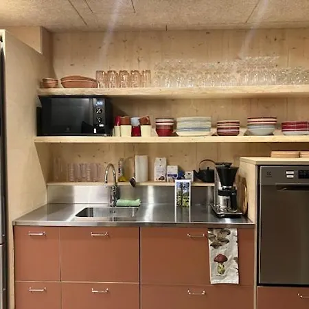 Havu Laajavuori - Luksushuvila Keskellae Suomalaista Metsaeae, * Jyvaskyla