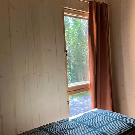 Havu Laajavuori - Luksushuvila Keskellae Suomalaista Metsaeae,